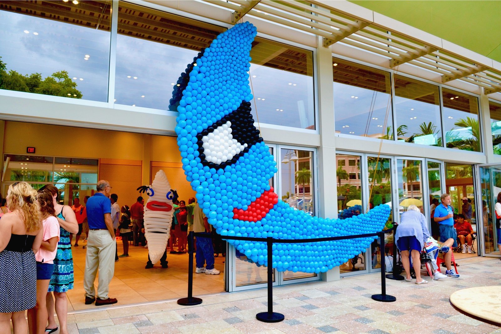 Palm Beach Moon Man balloon installation