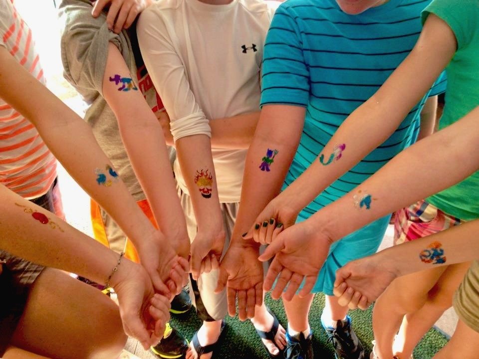 Balloon arch at port-side event